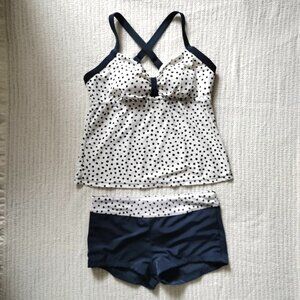 Southpoint tankini set blue and white polka dots size 8 top and shorts